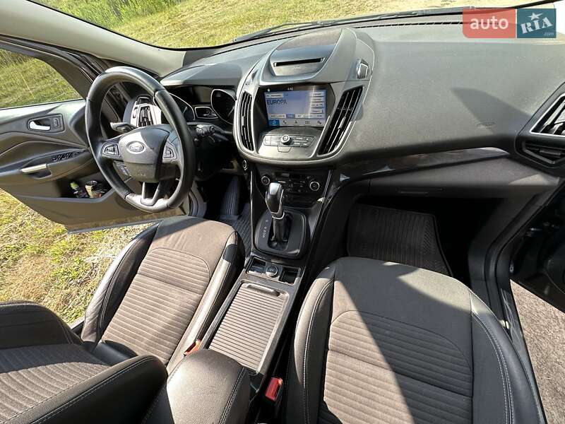 Внедорожник / Кроссовер Ford Kuga 2019 в Днепре