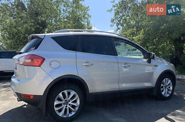 Внедорожник / Кроссовер Ford Kuga 2012 в 