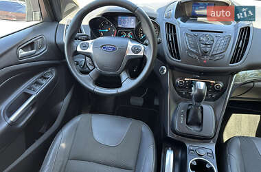 Внедорожник / Кроссовер Ford Kuga 2014 в 