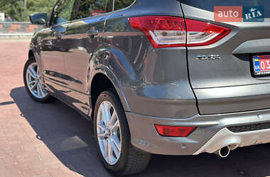 Внедорожник / Кроссовер Ford Kuga 2014 в 