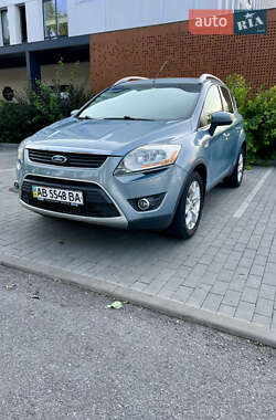 Внедорожник / Кроссовер Ford Kuga 2010 в Виннице