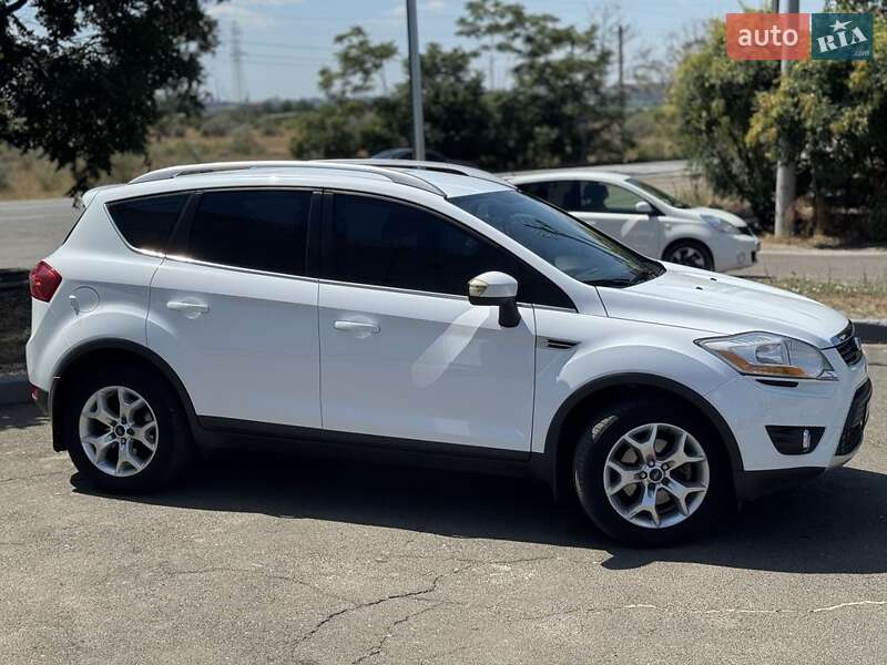 Ford Kuga 2011