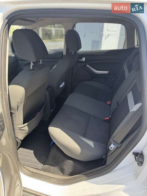 Внедорожник / Кроссовер Ford Kuga 2011 в Одессе фото 15 Внедорожник / Кроссовер Ford Kuga 2011 в Одессе