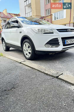 Внедорожник / Кроссовер Ford Kuga 2014 в 