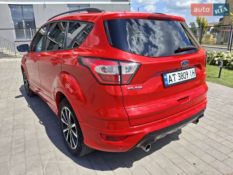 Позашляховик / Кросовер Ford Kuga 2018 в Івано-Франківську