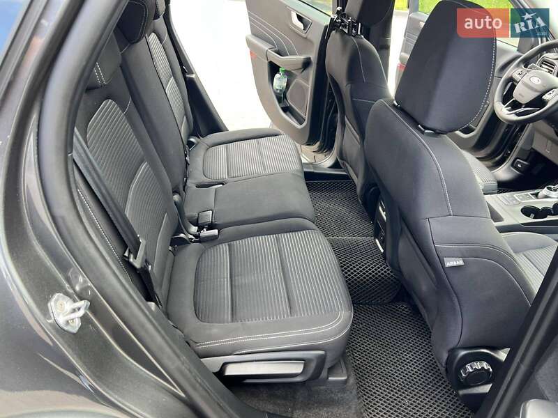 Внедорожник / Кроссовер Ford Kuga 2023 в Киеве фото 19 Внедорожник / Кроссовер Ford Kuga 2023 в Киеве