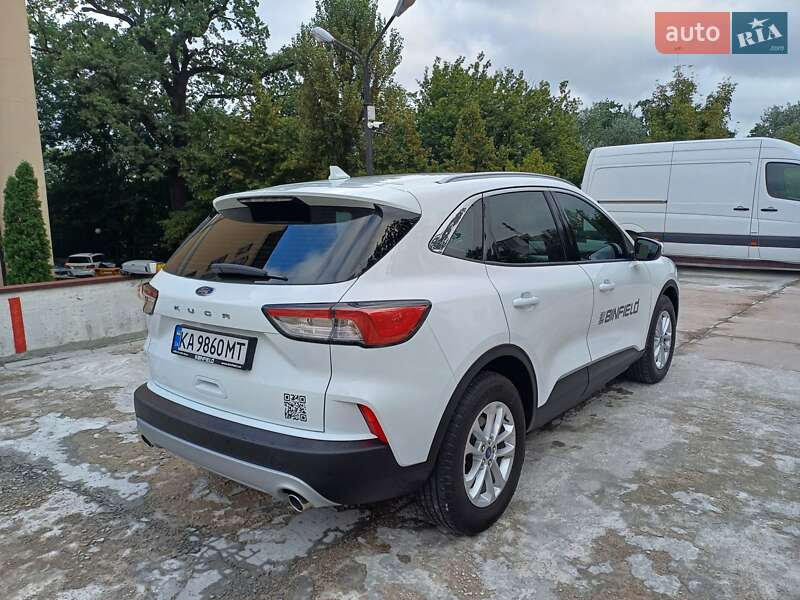 Внедорожник / Кроссовер Ford Kuga 2023 в Киеве