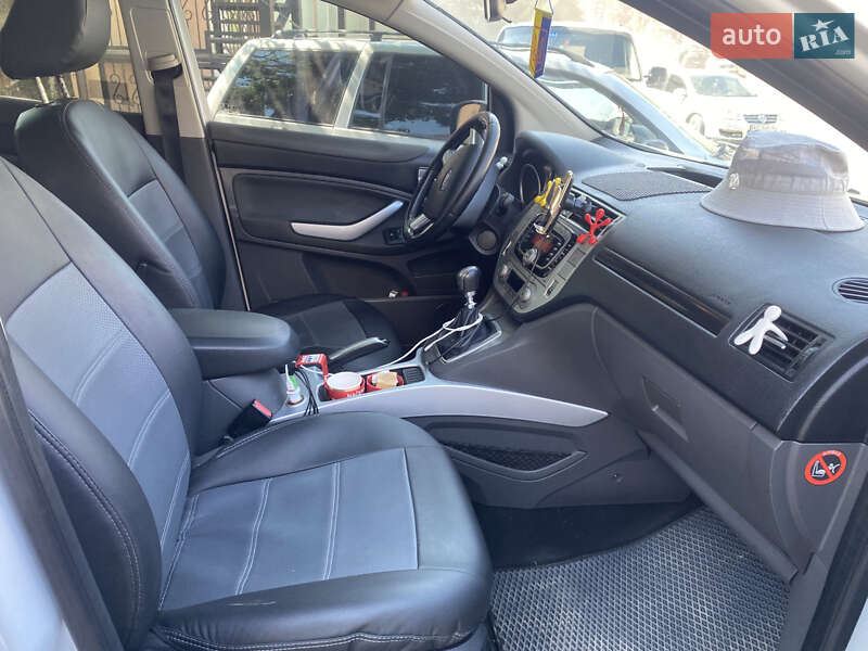 Позашляховик / Кросовер Ford Kuga 2012 в Рахові