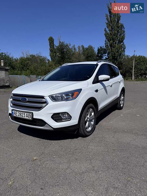 Ford Kuga 2016