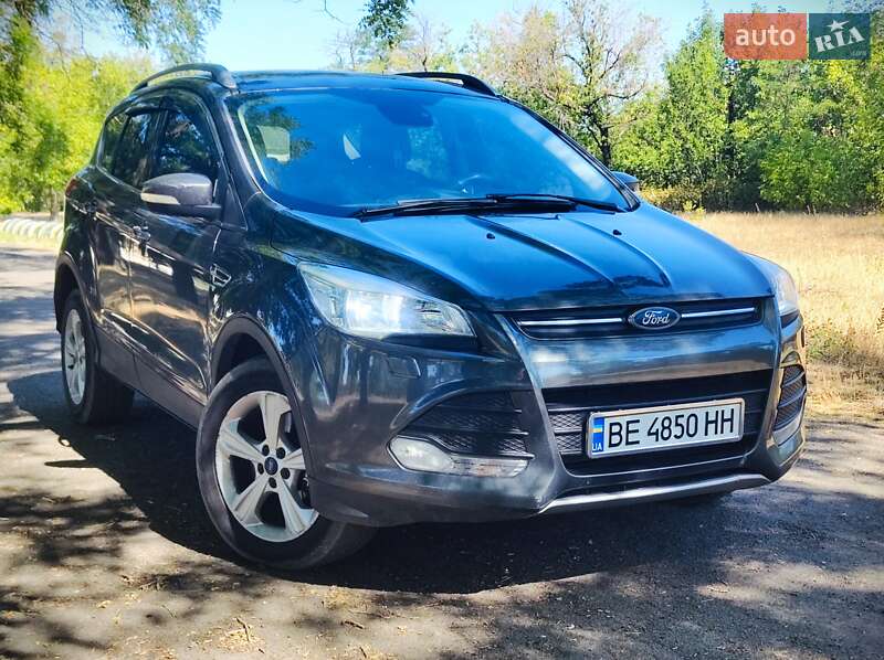 Внедорожник / Кроссовер Ford Kuga 2015 в Вознесенске