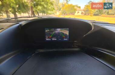 Внедорожник / Кроссовер Ford Kuga 2015 в 