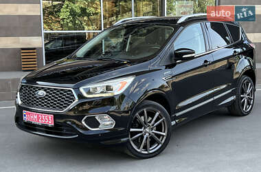Внедорожник / Кроссовер Ford Kuga 2017 в Тернополе