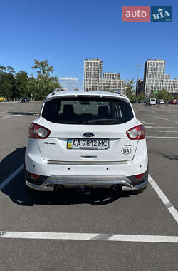 Внедорожник / Кроссовер Ford Kuga 2011 в 