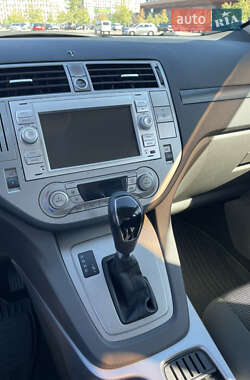 Внедорожник / Кроссовер Ford Kuga 2011 в 