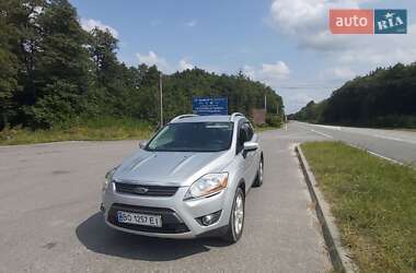 Внедорожник / Кроссовер Ford Kuga 2011 в 