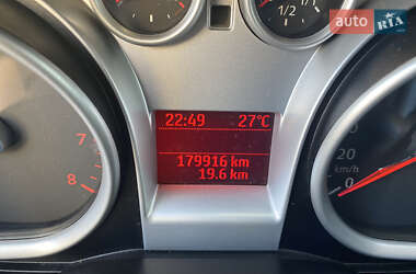Внедорожник / Кроссовер Ford Kuga 2010 в 