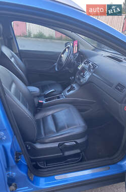 Внедорожник / Кроссовер Ford Kuga 2010 в 
