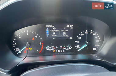 Внедорожник / Кроссовер Ford Kuga 2020 в 