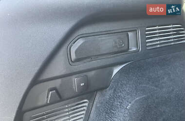 Внедорожник / Кроссовер Ford Kuga 2020 в 