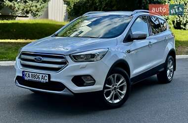 Позашляховик / Кросовер Ford Kuga 2019 в Дніпрі