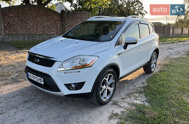 Внедорожник / Кроссовер Ford Kuga 2012 в Киеве