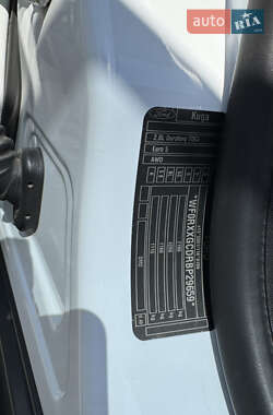 Внедорожник / Кроссовер Ford Kuga 2011 в 