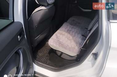 Внедорожник / Кроссовер Ford Kuga 2010 в 
