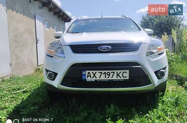Внедорожник / Кроссовер Ford Kuga 2010 в 