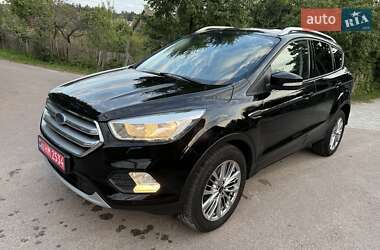 Внедорожник / Кроссовер Ford Kuga 2019 в 