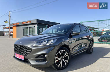 Внедорожник / Кроссовер Ford Kuga 2020 в 