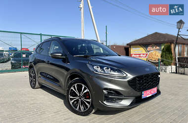 Внедорожник / Кроссовер Ford Kuga 2020 в 