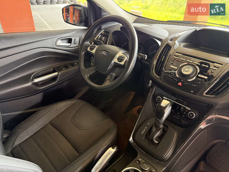 Внедорожник / Кроссовер Ford Kuga 2013 в Львове