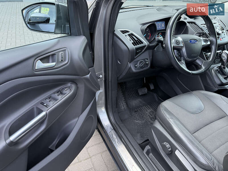 Внедорожник / Кроссовер Ford Kuga 2013 в Львове