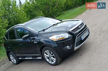 Внедорожник / Кроссовер Ford Kuga 2012 в 