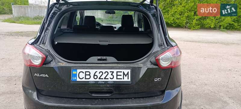 Внедорожник / Кроссовер Ford Kuga 2012 в Мене