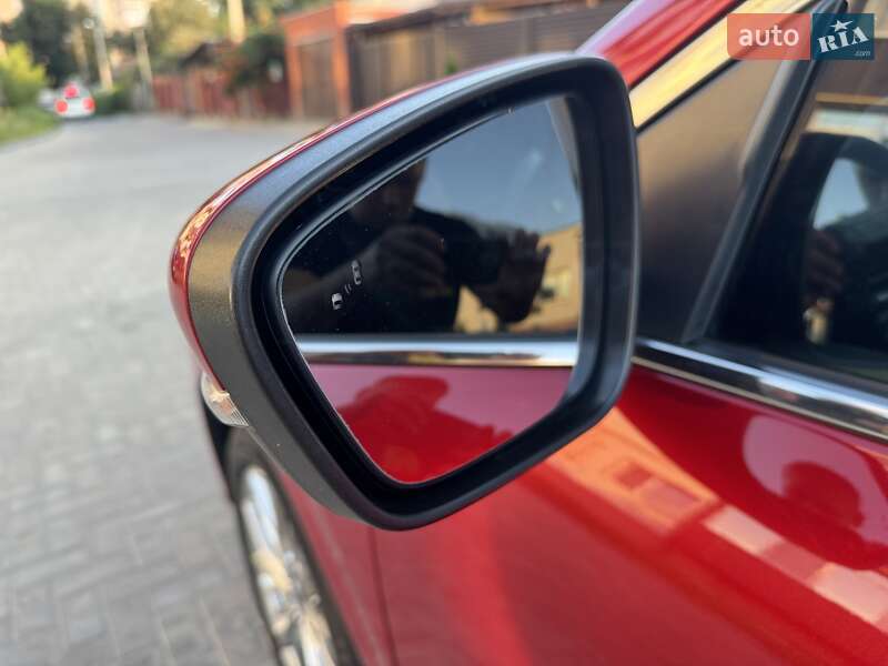 Позашляховик / Кросовер Ford Kuga 2020 в Києві