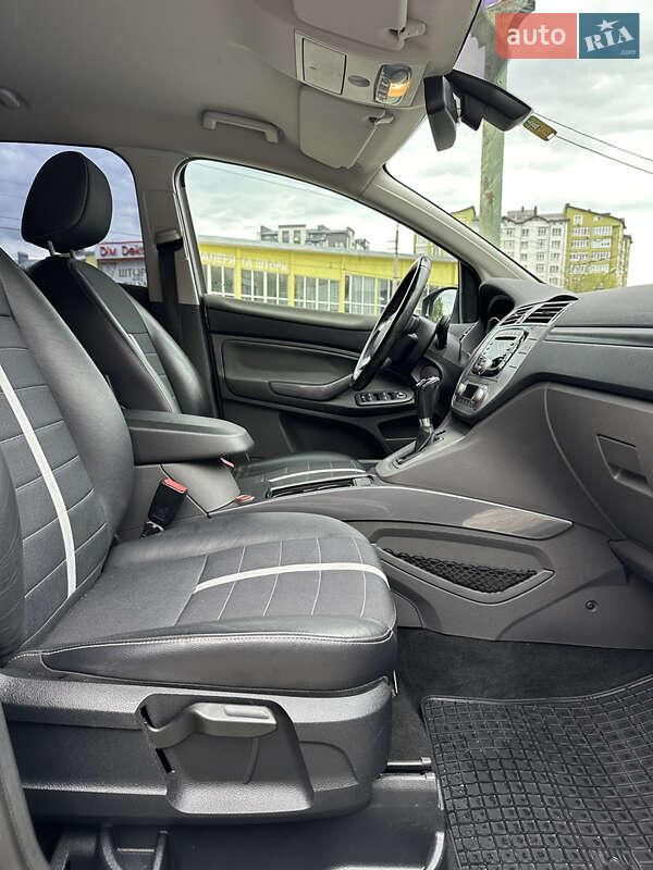 Внедорожник / Кроссовер Ford Kuga 2011 в Ивано-Франковске
