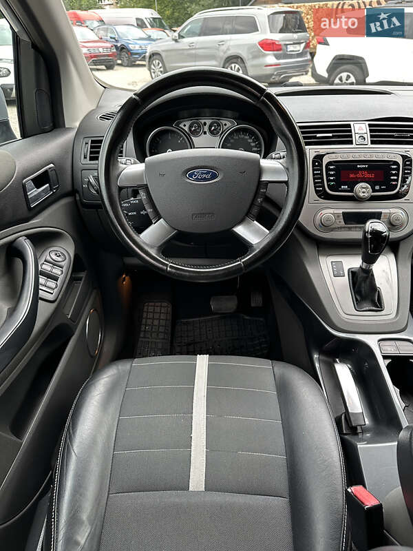Внедорожник / Кроссовер Ford Kuga 2011 в Ивано-Франковске