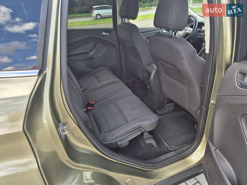 Позашляховик / Кросовер Ford Kuga 2013 в Львові