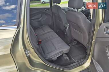 Внедорожник / Кроссовер Ford Kuga 2013 в 