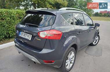 Внедорожник / Кроссовер Ford Kuga 2012 в 