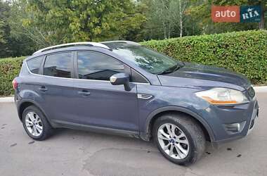 Внедорожник / Кроссовер Ford Kuga 2012 в 