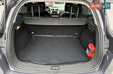 Внедорожник / Кроссовер Ford Kuga 2012 в 