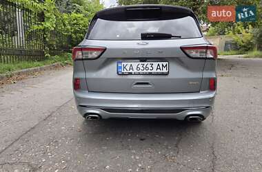 Позашляховик / Кросовер Ford Kuga 2021 в Києві