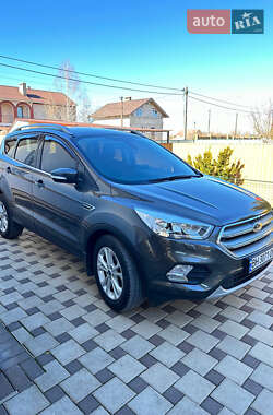 Позашляховик / Кросовер Ford Kuga 2019 в Одесі