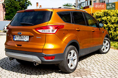 Внедорожник / Кроссовер Ford Kuga 2015 в 