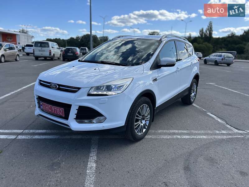Внедорожник / Кроссовер Ford Kuga 2014 в 