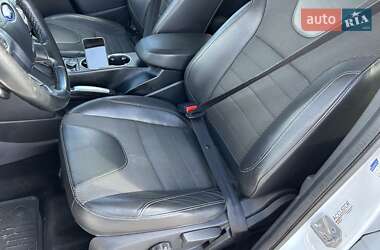 Внедорожник / Кроссовер Ford Kuga 2014 в 