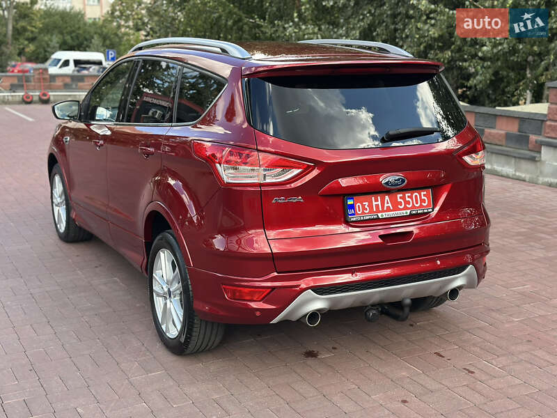 Внедорожник / Кроссовер Ford Kuga 2015 в Ровно