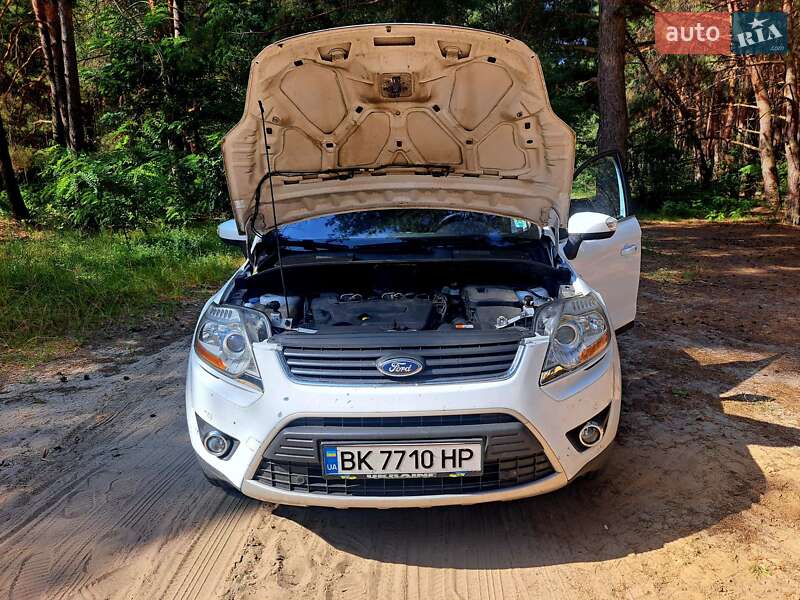 Внедорожник / Кроссовер Ford Kuga 2011 в Вараше